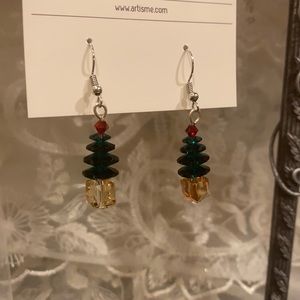 STERLING SILVER SWAROVSKI CHRISTMAS TREE EARRINGS